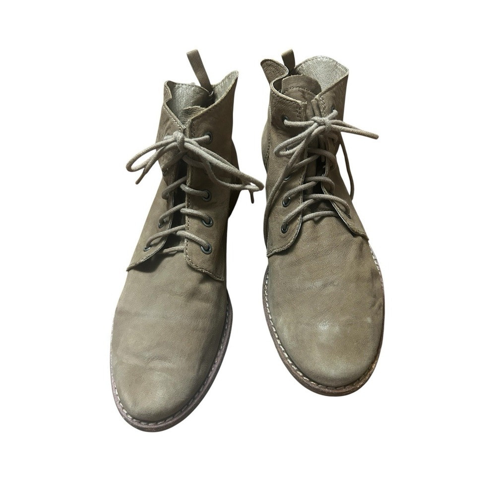 Sam Edelman Suede Lace Up Ankle Boots Taupe Grey Chuka Bootie Size 9.5 M / 41